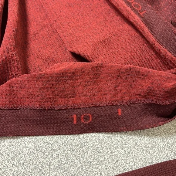 Lululemon Team Canada Swiftly Tech Half Zip 2.0 with COC logo - Picture 10 of 10